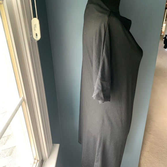 LBD - Picture 2 of 6